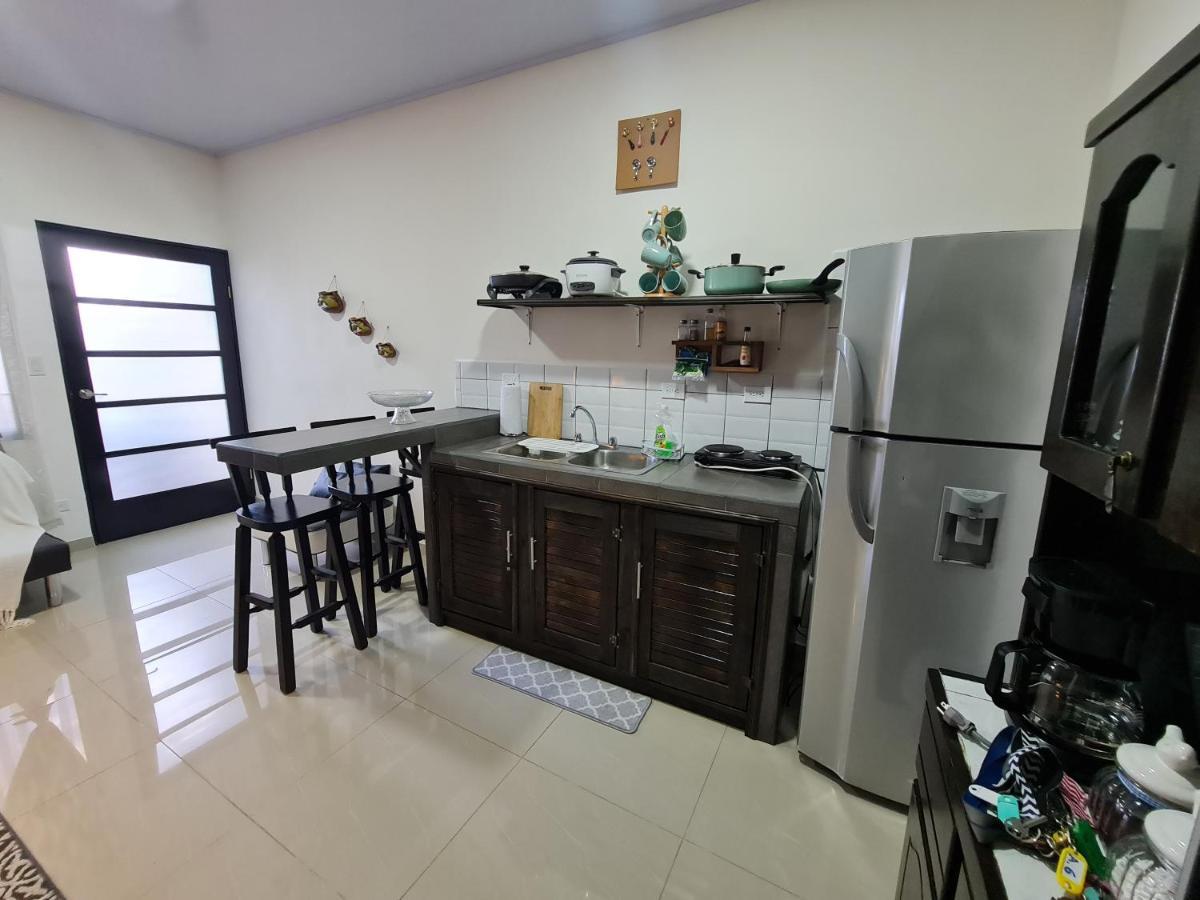 Apartamentos Ave Del Paraiso Алахуэла Экстерьер фото