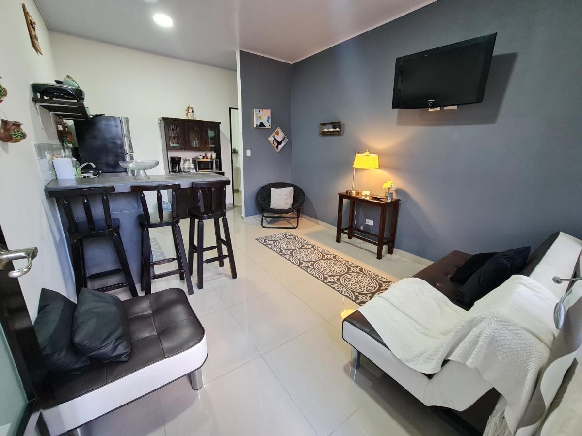 Apartamentos Ave Del Paraiso Алахуэла Экстерьер фото